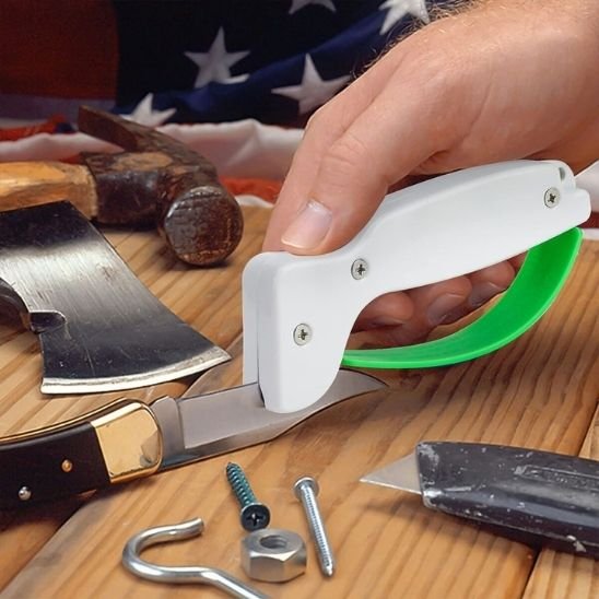aiguiseur couteau avec sa poignee verte