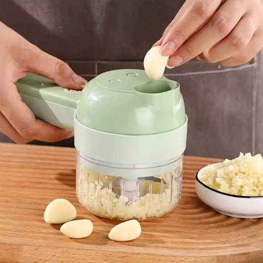 Coupe légumes électrique  avec poignée ergonomique latérale pour une prise en main facile 